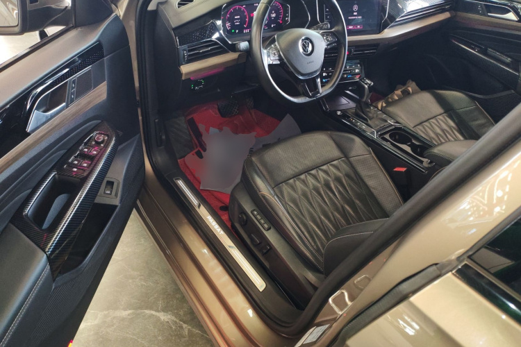 大众 帕萨特 2020款 330TSI 豪华版 国VI中控内饰7003