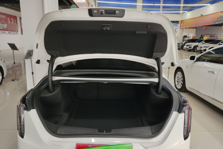 凯迪拉克CT4 2020款 28T 时尚型局部细节23