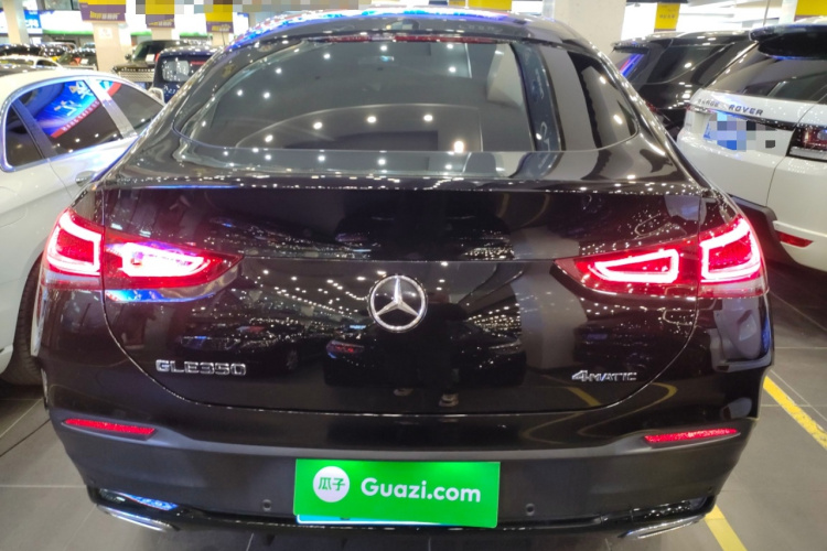 奔驰GLE 2022款 改款 GLE 350 4MATIC 轿跑SUV 豪华型车身外观6