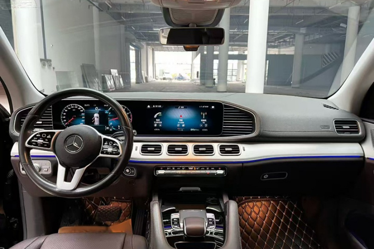 奔驰GLE 2020款 GLE 350 4MATIC 动感型特别版中控内饰7004