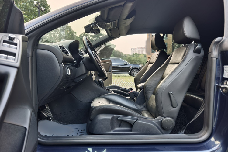 大众 高尔夫(进口) 2012款 1.4TSI 豪华敞篷版中控内饰7003