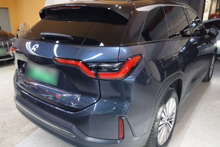 蔚来ES6 2020款 600KM 运动版车身外观6005