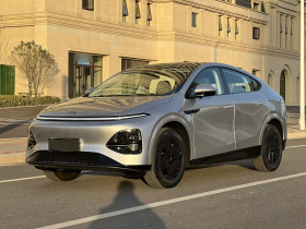 小鹏G6 2025款 625 长续航 Max 科技版