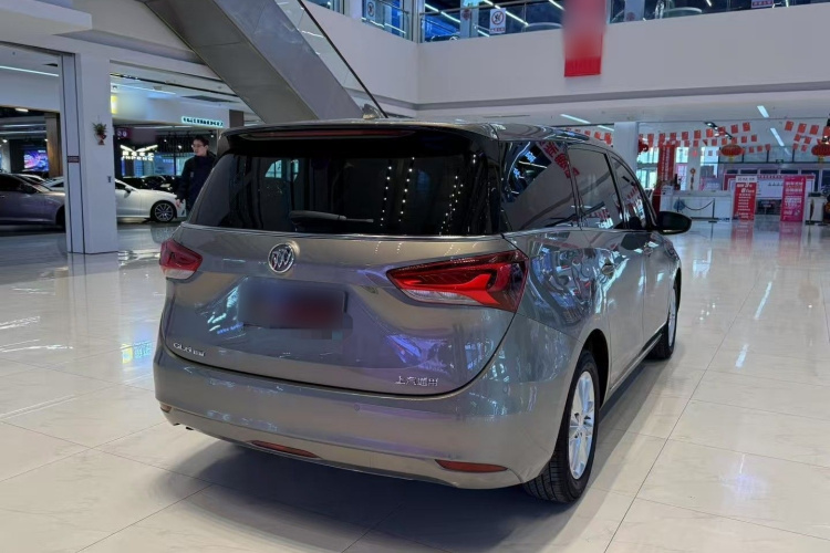 别克GL6 2019款 18T 6座精英型 国VI车身外观6004