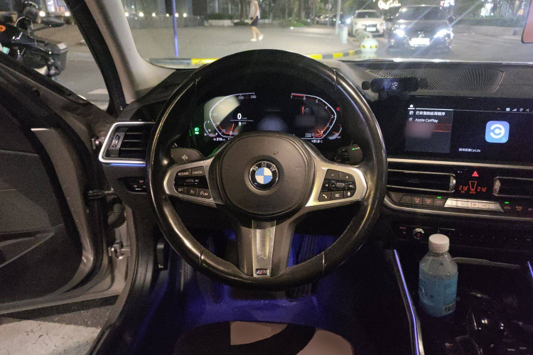 宝马3系 2021款 320Li M运动套装局部细节13