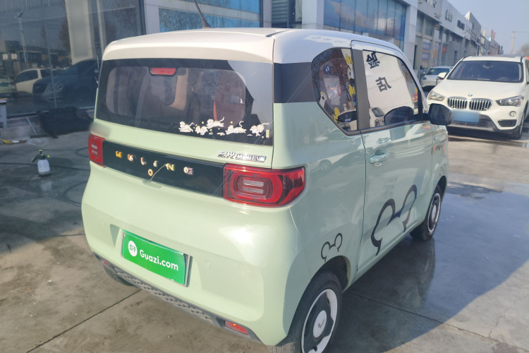 五菱汽车 宏光MINIEV 2021款 马卡龙时尚款 磷酸铁锂车身外观6005