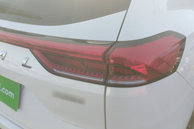 哈弗H6 2021款 国潮版 1.5T 自动都市版车身外观6006