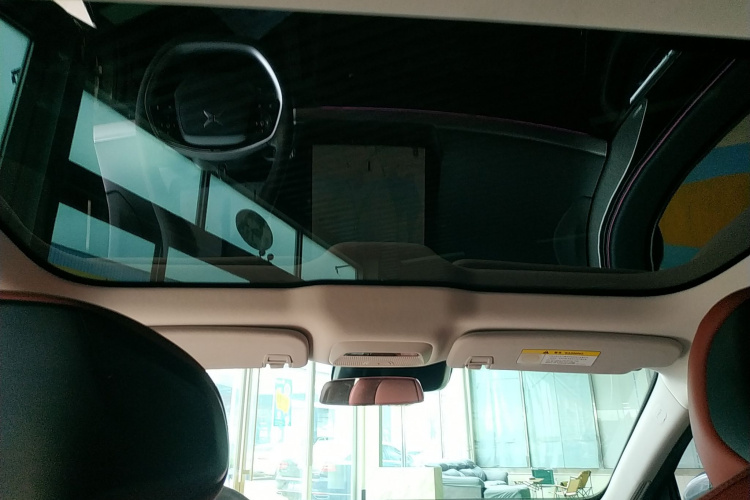 小鹏P7 2022款 480N+局部细节22