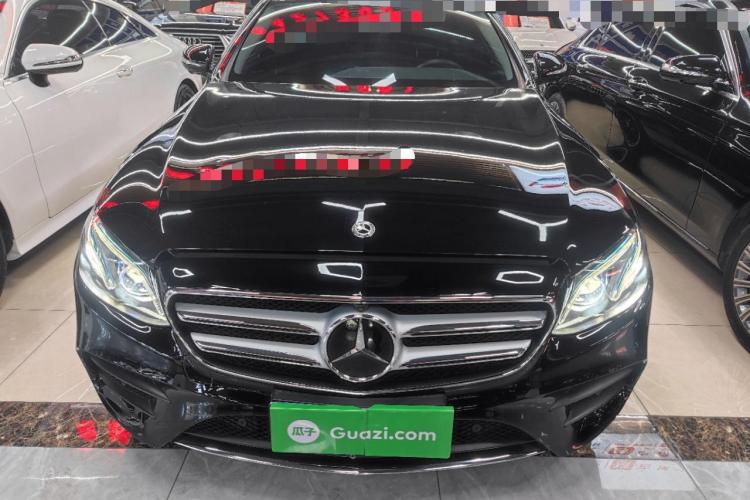 奔驰E级 2017款 E 320 L 运动型 4MATIC车身外观2