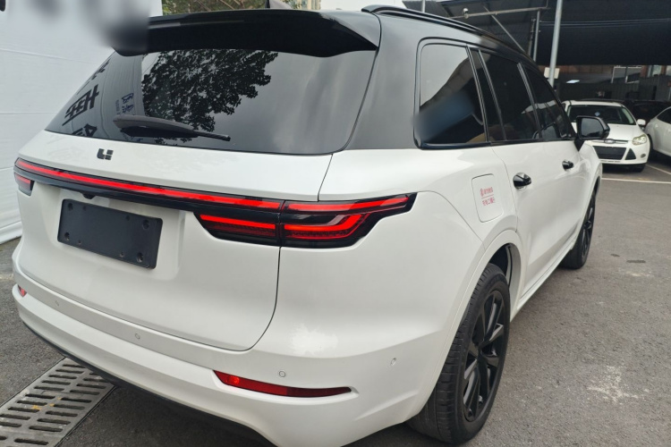 理想汽车 理想ONE 2021款 增程6座版车身外观7