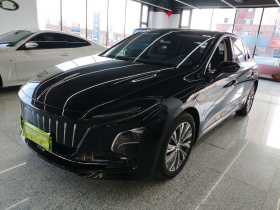 红旗E-QM5 2022款 431km 充电乐享版