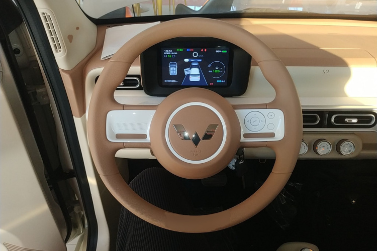 五菱汽车 宏光MINIEV 2024款 第三代 215km 青春版中控内饰13