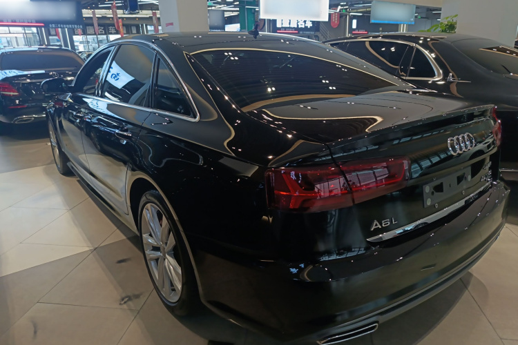 奥迪A6L 2018款 30周年年型 45 TFSI quattro 运动型车身外观6003