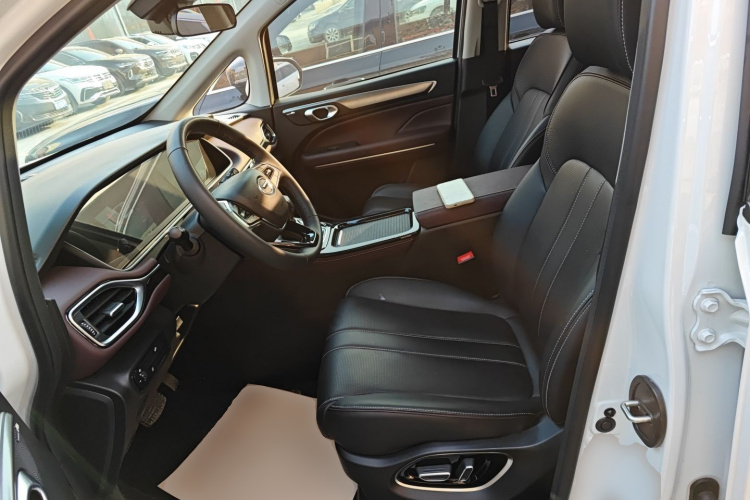 广汽传祺 传祺M6 2023款 PRO 270T DCT豪华版中控内饰19