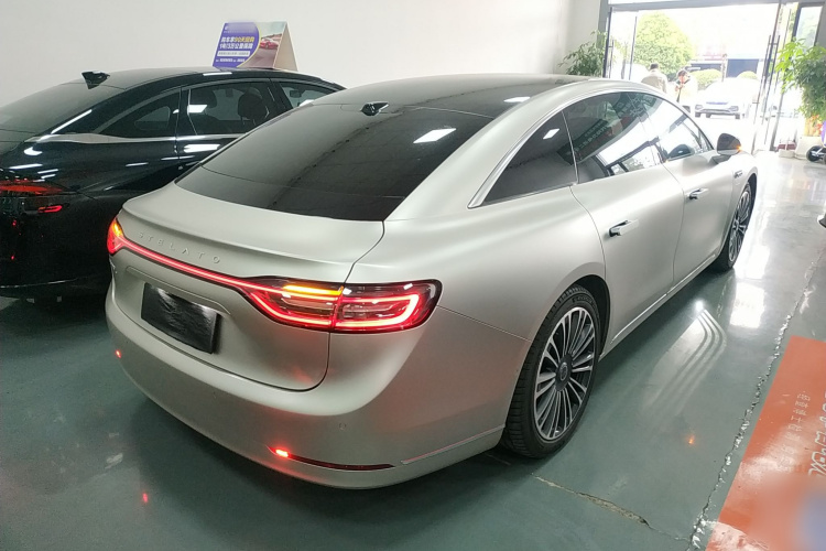 鸿蒙智行 享界S9 2024款 纯电 Ultra 四驱旗舰版车身外观6005