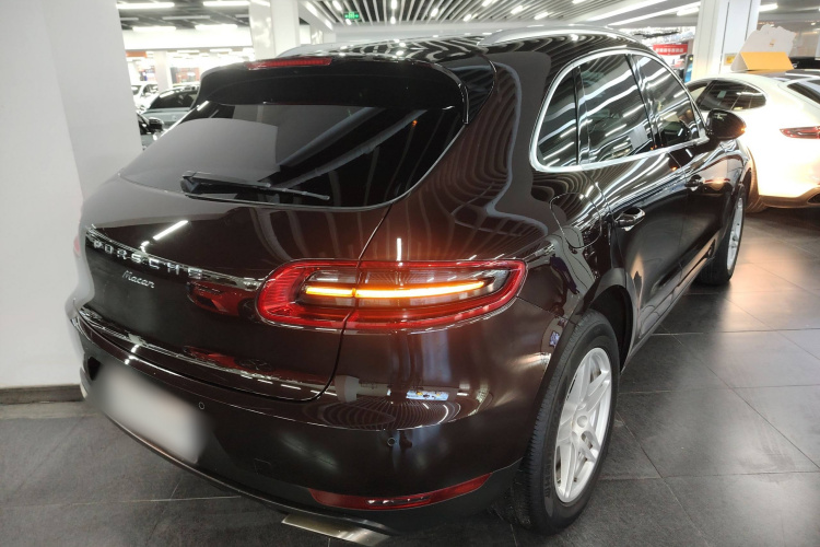 保时捷 2017款  Macan 2.0T车身外观6005