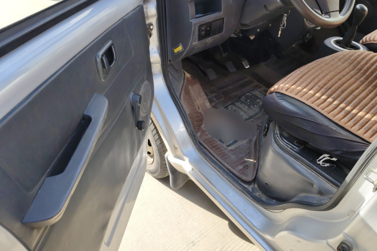 北汽威旺306 2016款 1.2L基本型5座A12国V中控内饰20