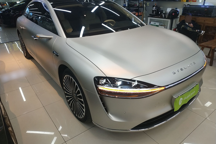 鸿蒙智行 享界S9 2024款 纯电 Ultra 四驱旗舰版车身外观3