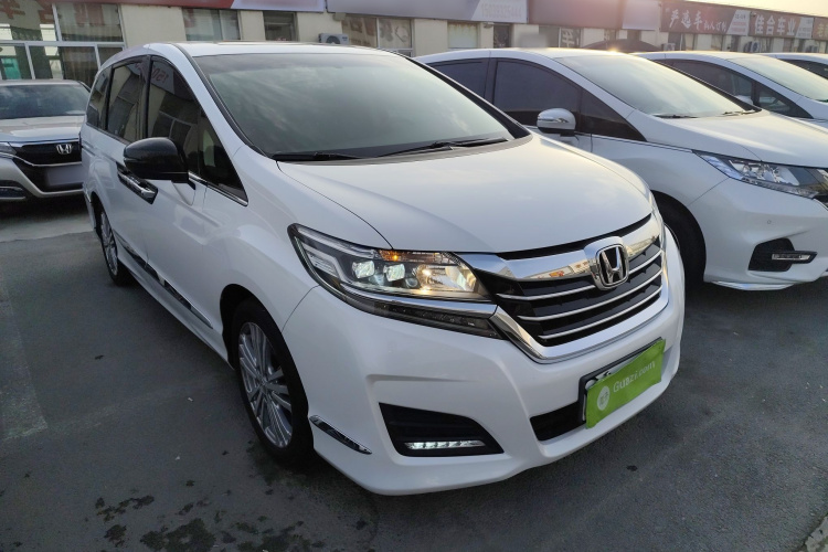 本田 艾力绅 2016款 2.4L 舒适版车身外观3