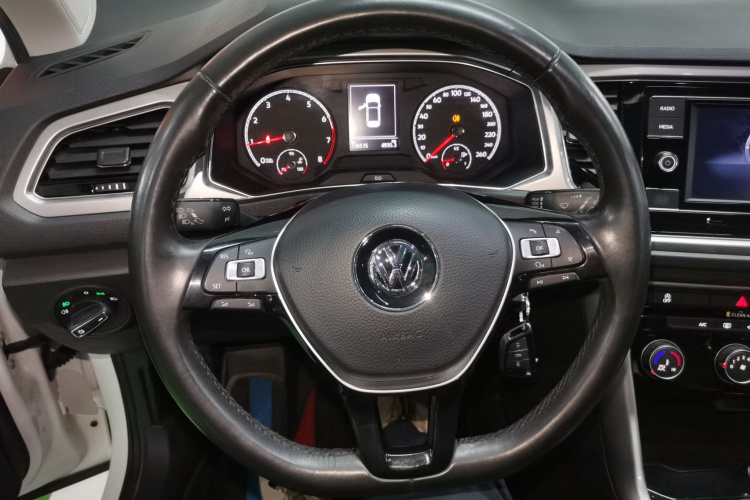 大众 T-ROC探歌 2019款 230TSI DSG两驱进取型 国VI局部细节13