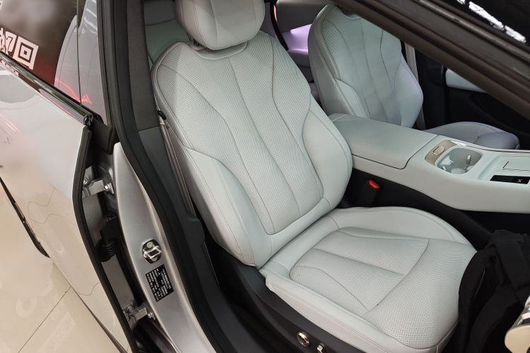 小鹏P7+ 2024款 超长续航 Max局部细节41