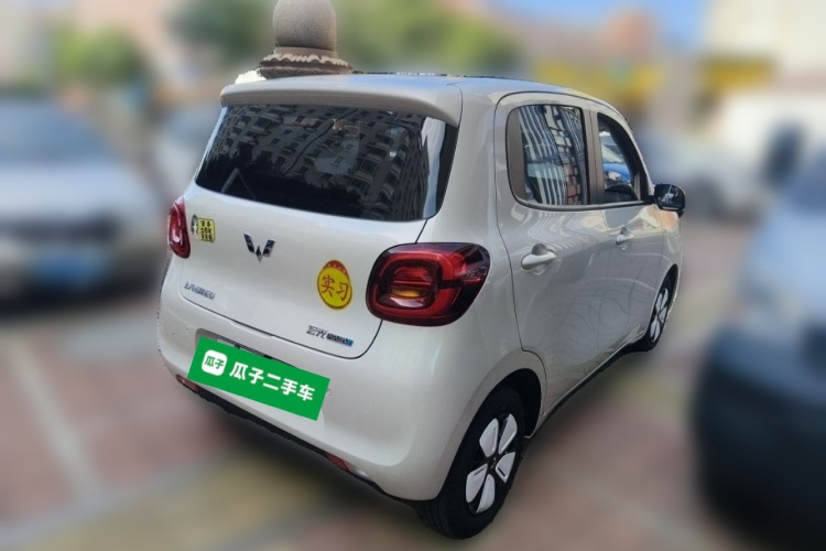 五菱汽车 宏光MINIEV 2025款 四门版 进阶款车身外观7