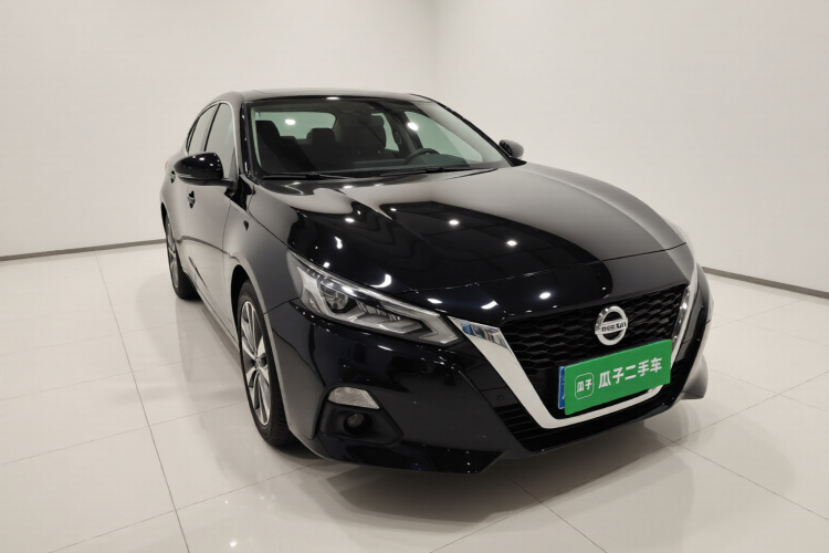 日产 天籁 2021款 2.0L XL 舒适版车身外观3