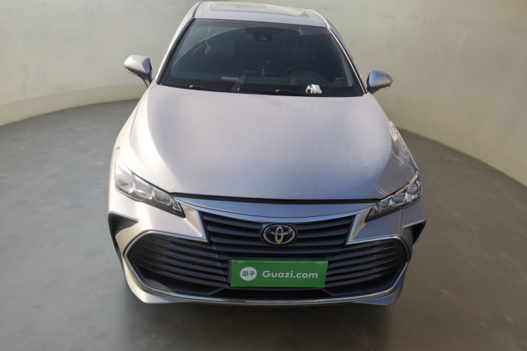 丰田 亚洲龙 2019款 双擎 2.5L 豪华版 国VI车身外观2