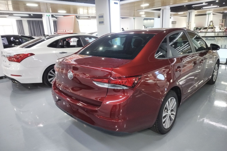 别克 英朗 2021款 改款 1.3T 自动轻混动精英型车身外观9