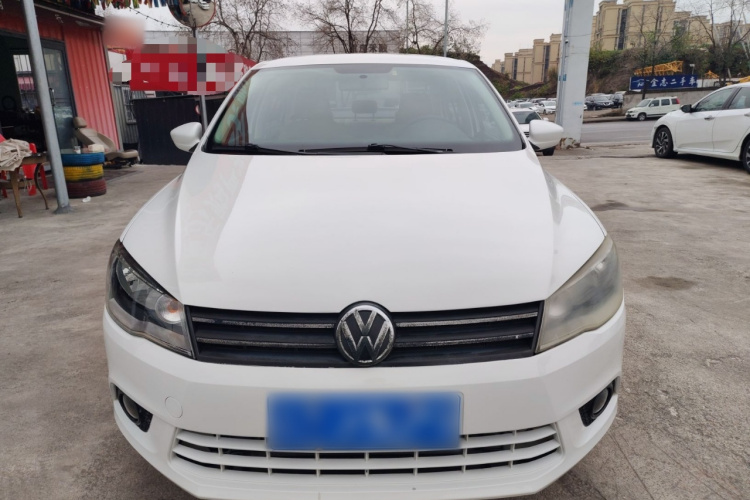 大众 捷达 2015款 1.6L 手动舒适型车身外观2