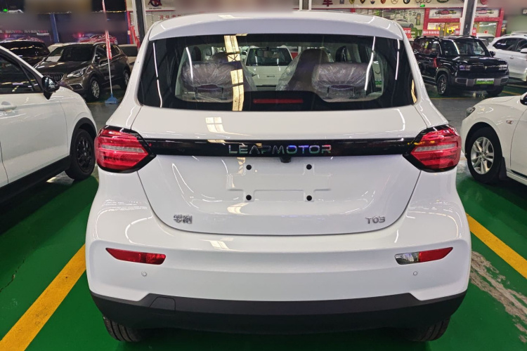 零跑汽车 零跑T03 2025款 310舒享版车身外观6004