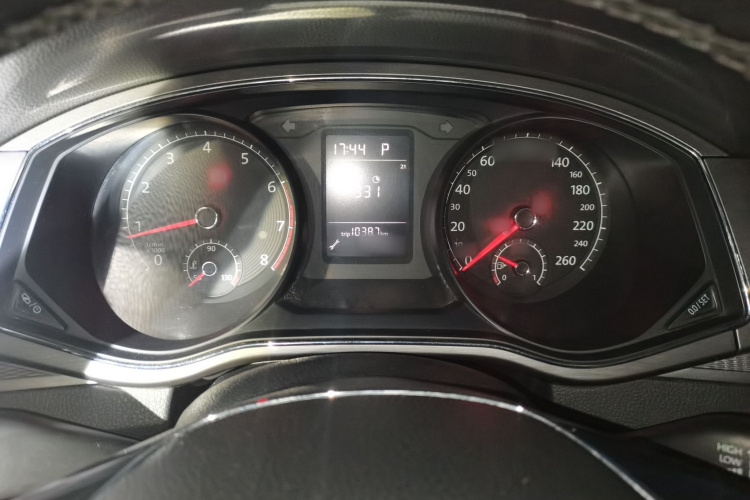 大众 帕萨特 2017款 1.8TSI DSG政府采购版 (CEA发动机)局部细节14