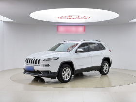 Jeep 自由光 2017款 2.0L 优越版