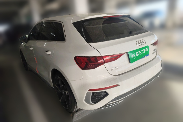 奥迪A3 2023款 改款 Sportback 35 TFSI 时尚运动型车身外观5