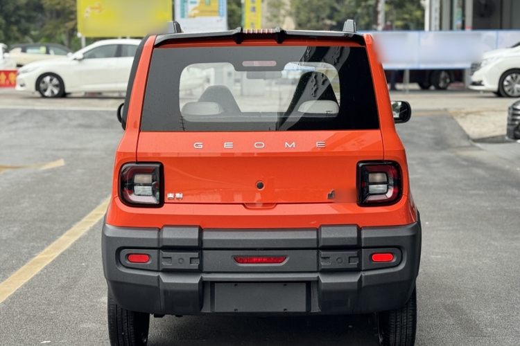 吉利银河 2025款 210km 熊猫骑士车身外观6004