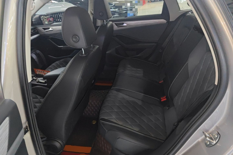 大众 速腾 2023款 300TSI DSG超越版中控内饰21