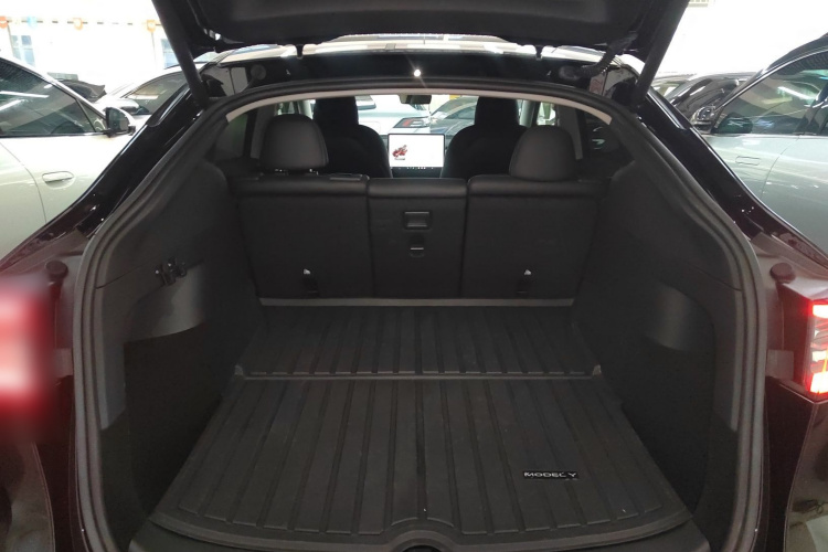特斯拉 Model Y 2022款 后轮驱动版局部细节23