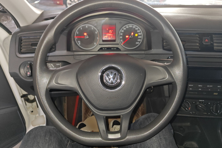 大众 桑塔纳 2021款 1.5L 手动风尚版中控内饰13