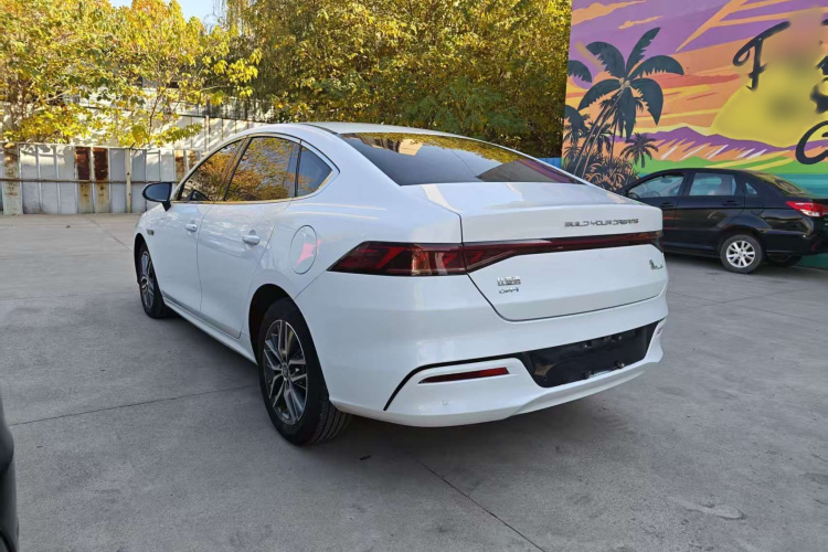 比亚迪 秦PLUS 2021款 DM-i 55KM 旗舰型局部细节18