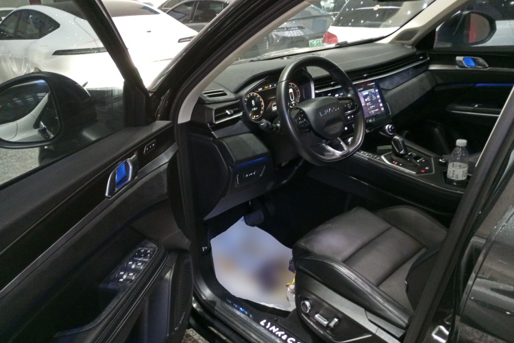 领克01 2021款 2.0TD 两驱型Pro中控内饰20