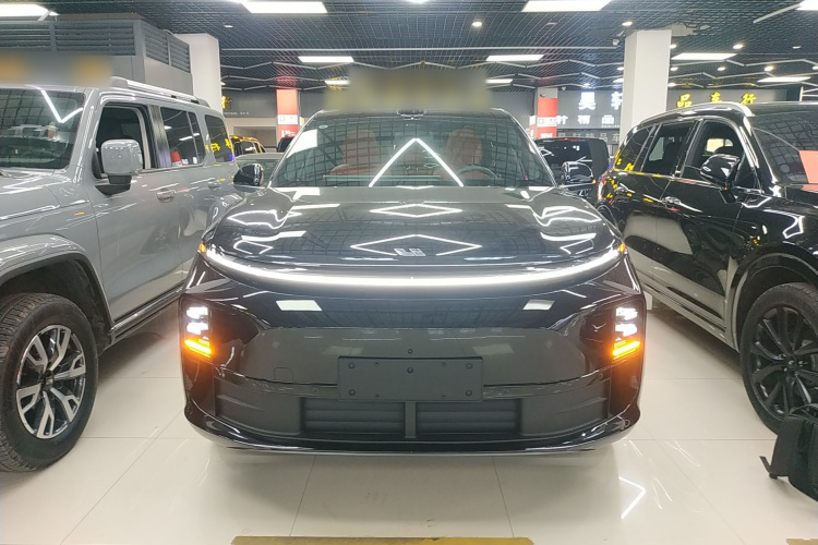 理想汽车 理想L6 2025款 Max 智能焕新版车身外观6001