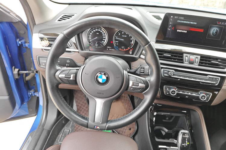 宝马X1 2020款 xDrive25Li 尊享型局部细节13