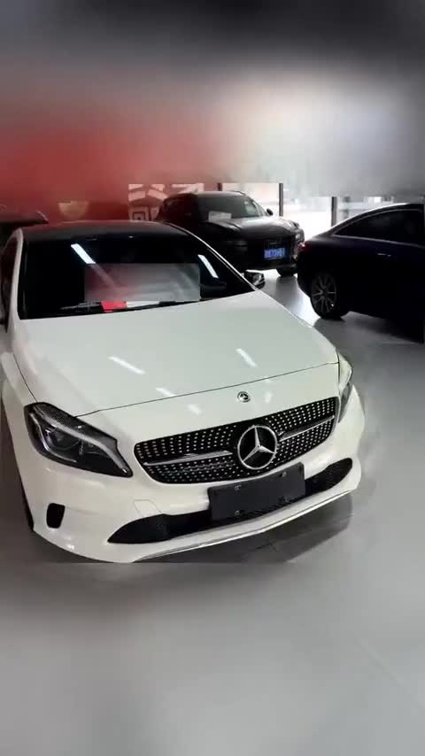 奔驰A级(进口) 2017款 改款 A 200 动感型讲解2