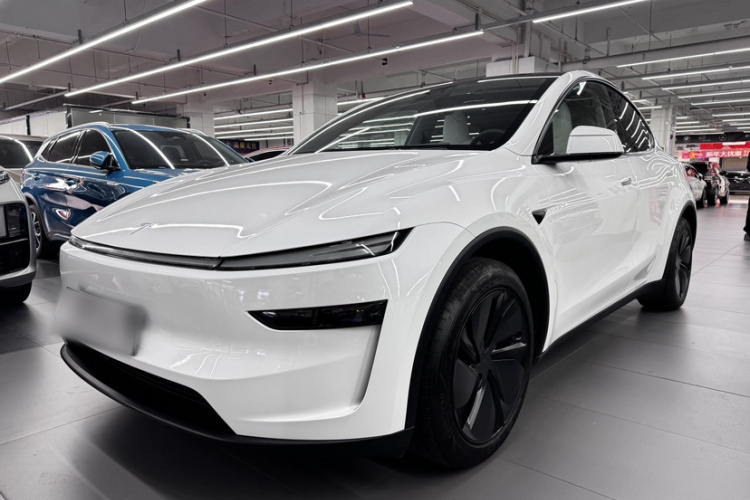 特斯拉 Model Y 2025款 后轮驱动版车身外观6006
