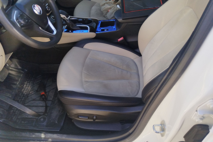 别克 威朗 2019款 三厢 15S 自动领先型局部细节19