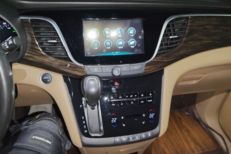 别克GL8 2017款 ES 28T 豪华型 国V局部细节16