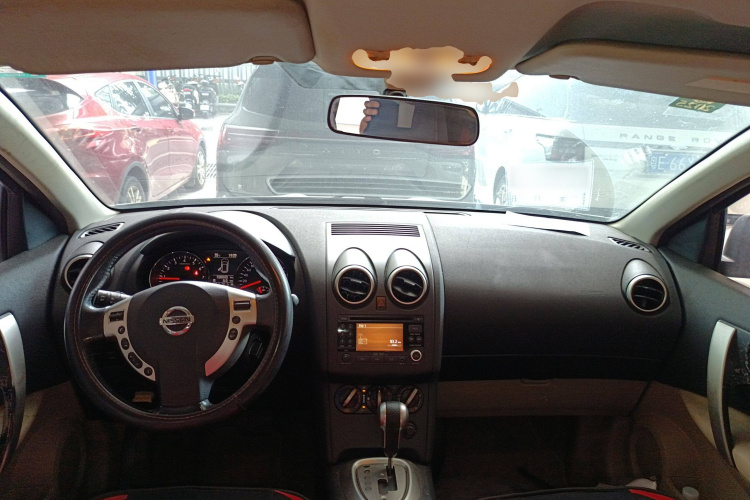 日产 逍客 2012款 2.0XL 火 CVT 2WD中控内饰12