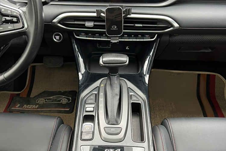 广汽传祺 传祺GS4 2020款 270T 自动智联科技版中控内饰7005