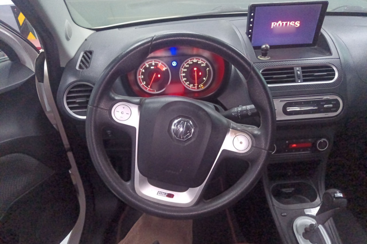 名爵3 2014款 1.5L AMT精英版中控内饰13