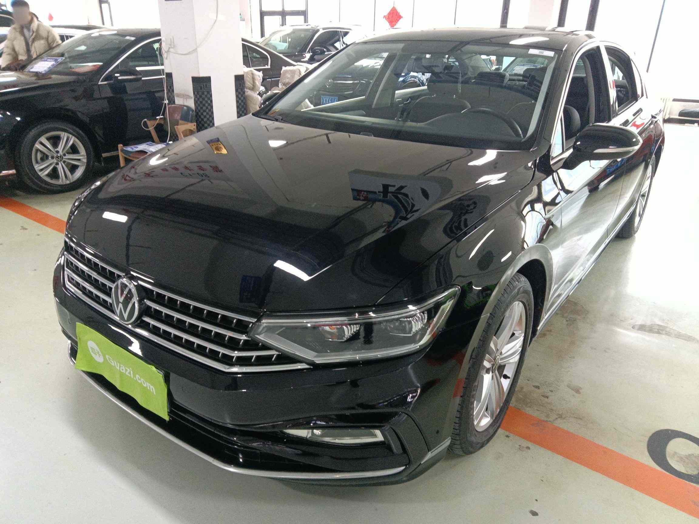大众 迈腾 2023款 200万辆纪念版 280TSI DSG舒适型(2)